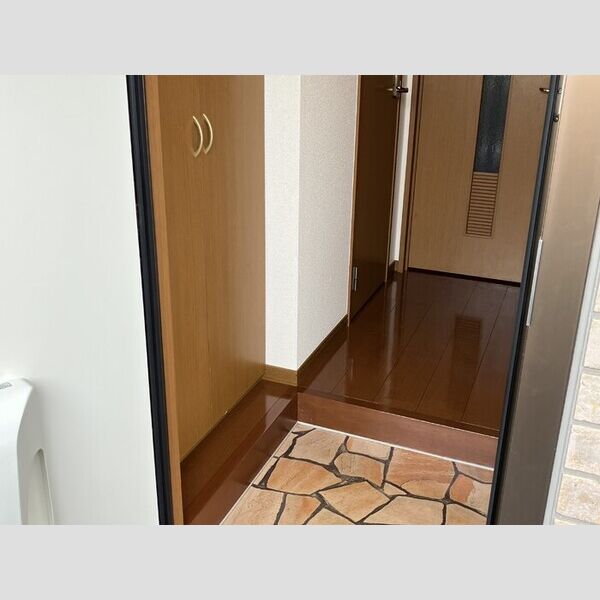 玄関 (玄関)
