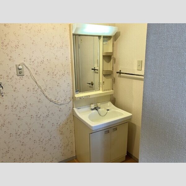 洗面所 (洗面台)