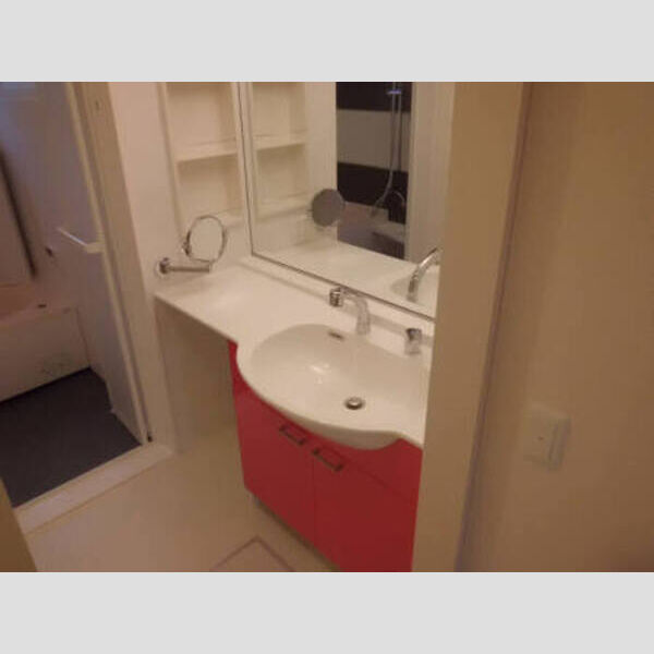 洗面所 (洗面室201)