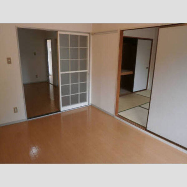 その他 (室内102)