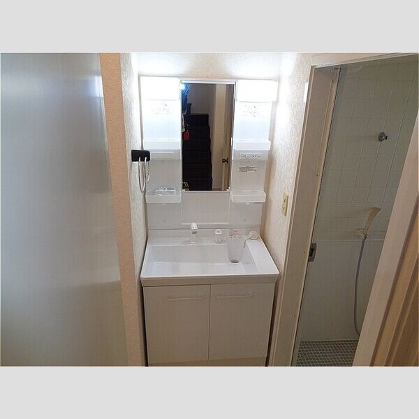 洗面所 (洗面室)
