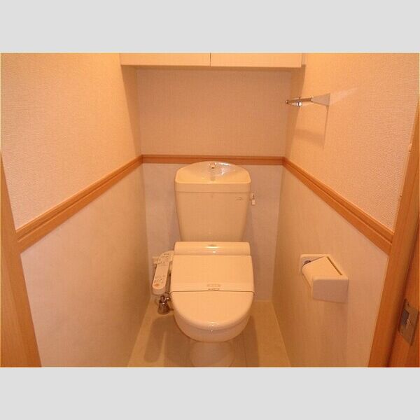 トイレ (温水洗浄暖房便座)