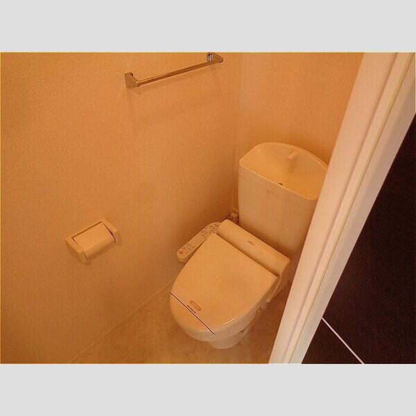 トイレ (温水洗浄暖房便座)