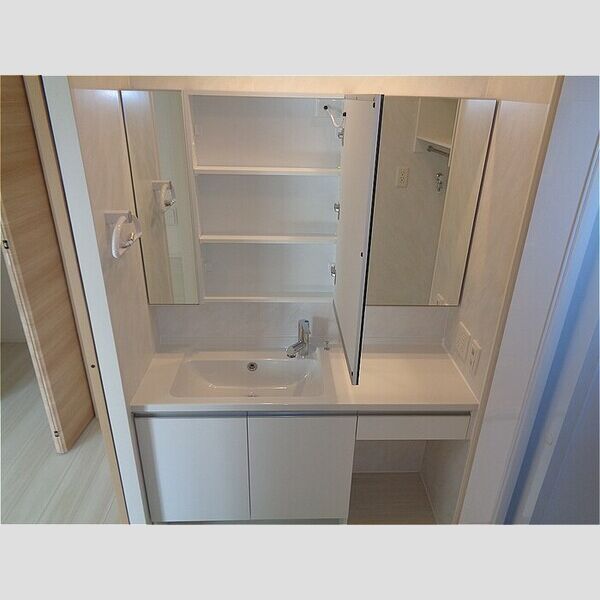 洗面所 (洗面台)