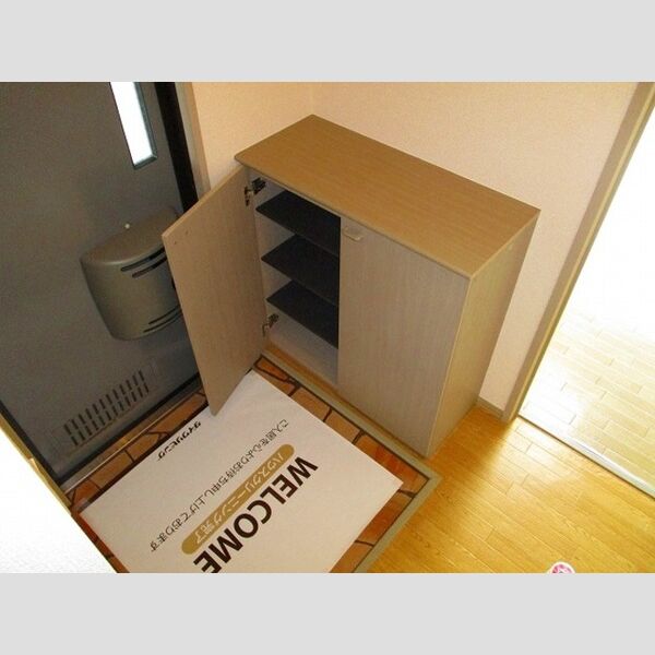 玄関 (シューズBOX)