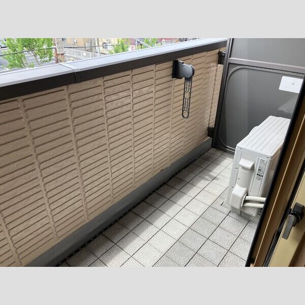 バルコニー・ベランダ (バルコニー)