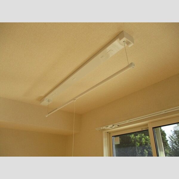 その他 (室内物干し)