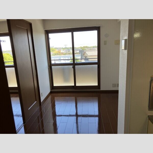 居室・リビング (ダイニングキッチン)