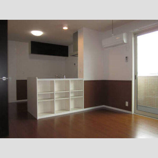 その他 (室内201)