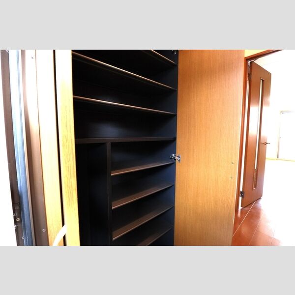 玄関 (シューズボックス)