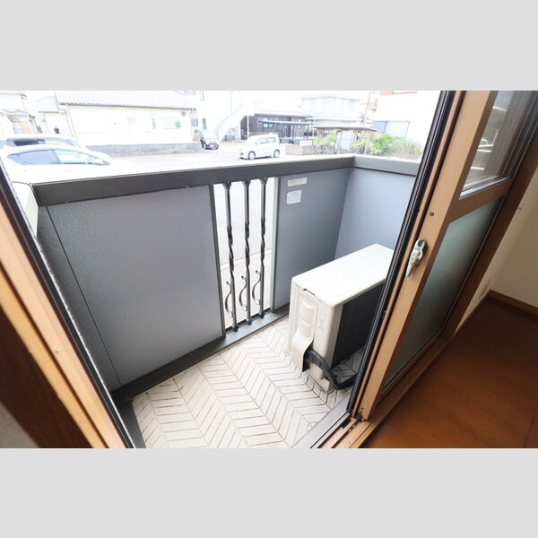 バルコニー・ベランダ (バルコニー)