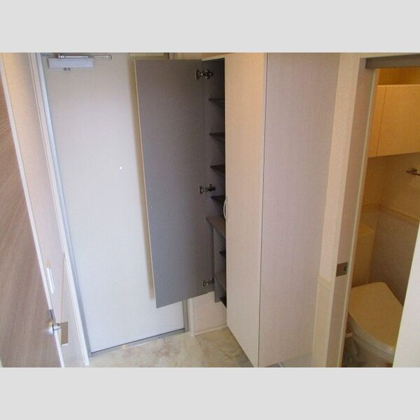 玄関 (シューズBOX)