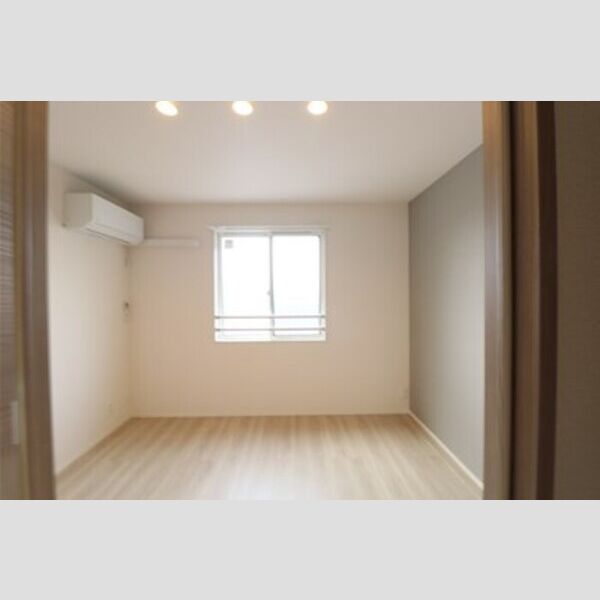 その他 (洋室)