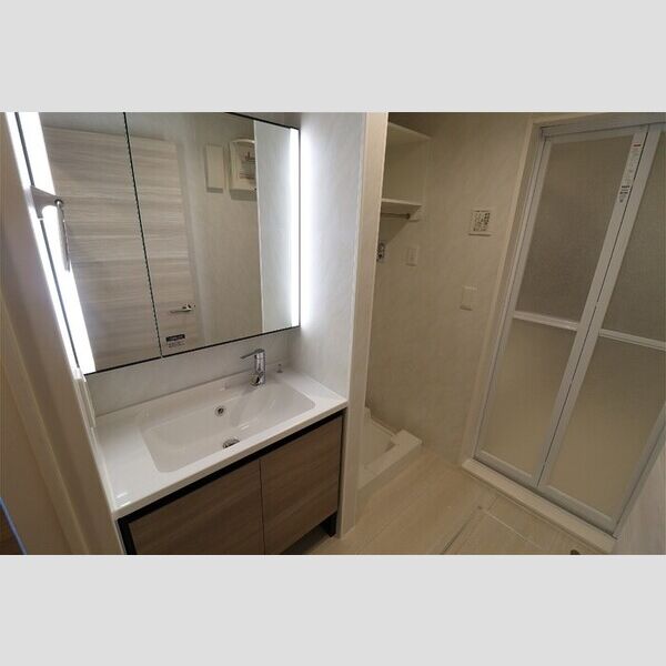 洗面所 (洗面台)