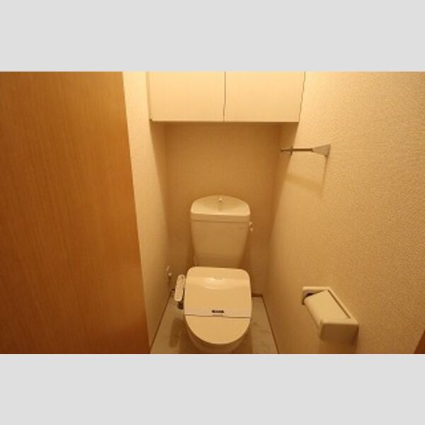 トイレ (温水洗浄暖房便座)