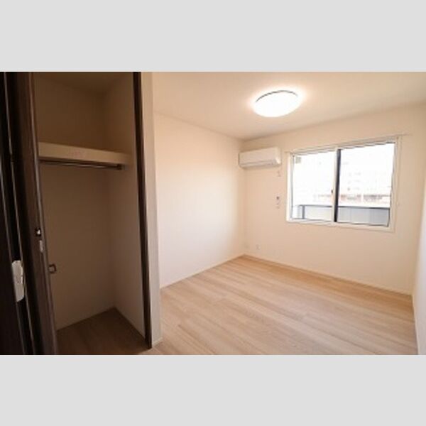 居室・リビング (洋室)