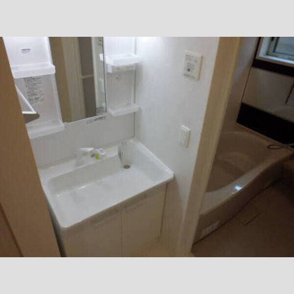 洗面所 (洗面室102)