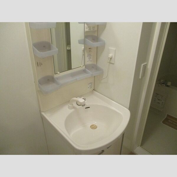 洗面所 (洗髪洗面化粧台)