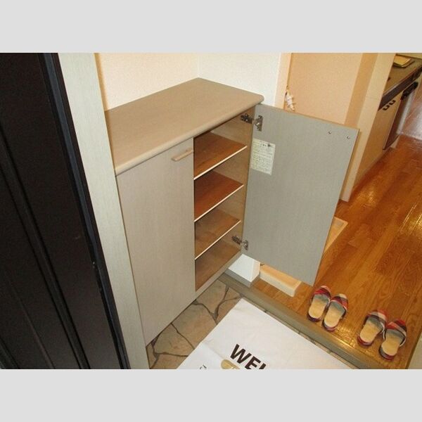 玄関 (シューズBOX)