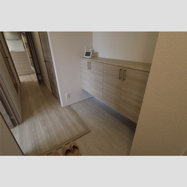 玄関 (玄関)