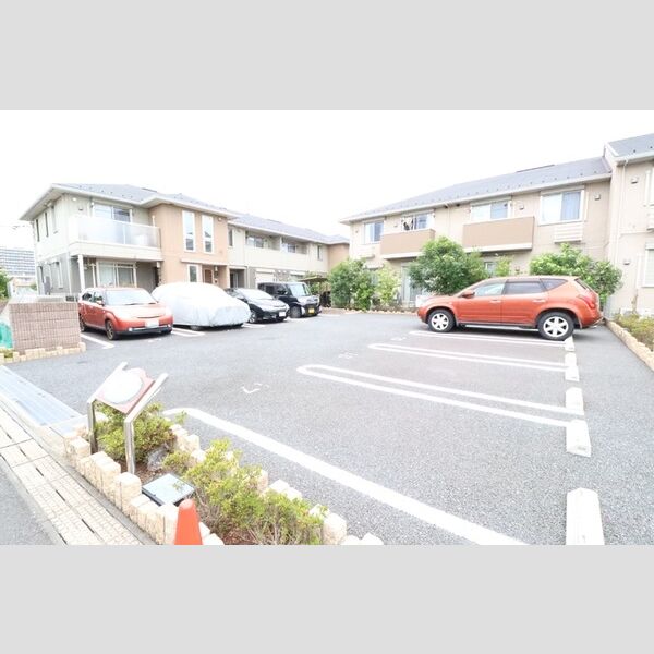 駐車場 (駐車場)