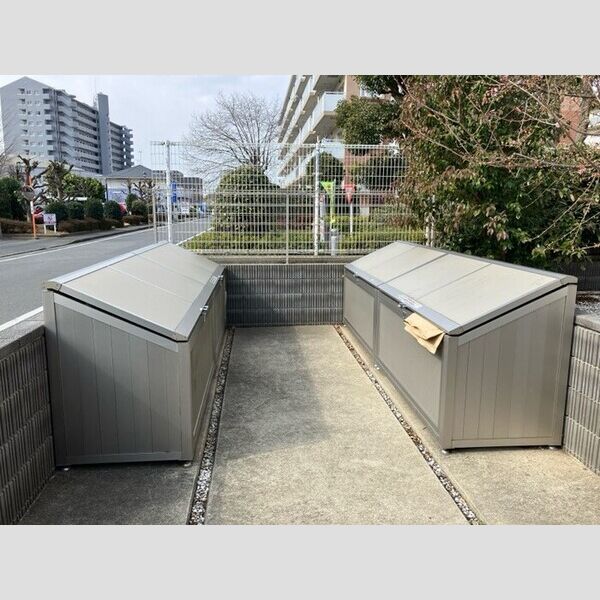 現地周辺 (ゴミステーション)