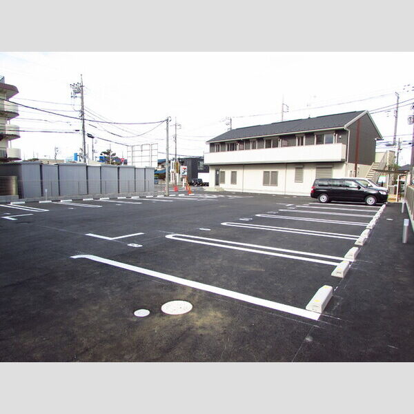 駐車場 (駐車場)