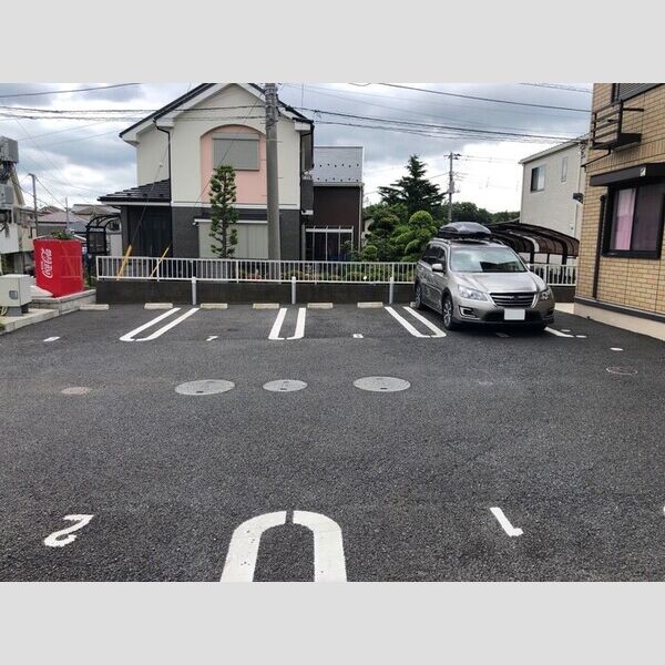 駐車場 (駐車場)