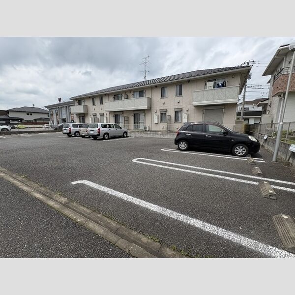 駐車場 (駐車場)