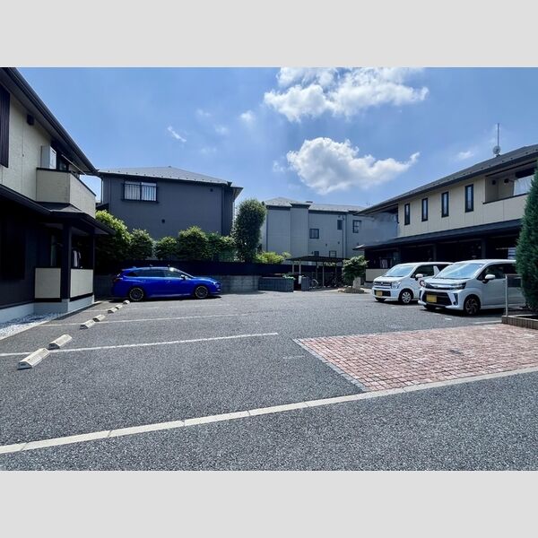 駐車場 (駐車場)