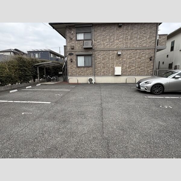 駐車場 (駐車場)