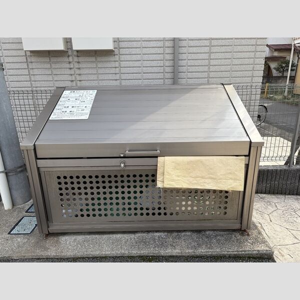 現地周辺 (ゴミステーション)