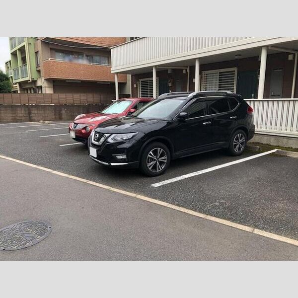 駐車場 (駐車場)