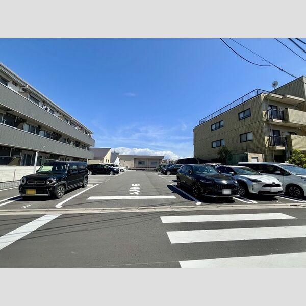 駐車場 (駐車場)