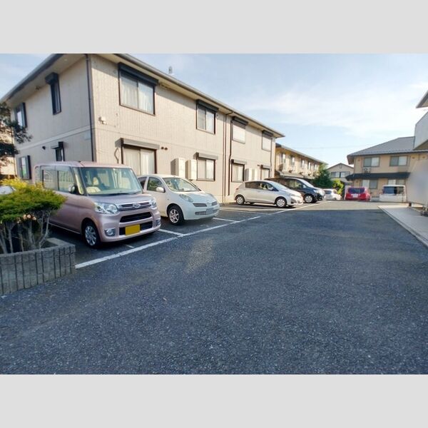 駐車場 (駐車場)