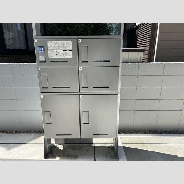 現地周辺 (宅配ボックス)