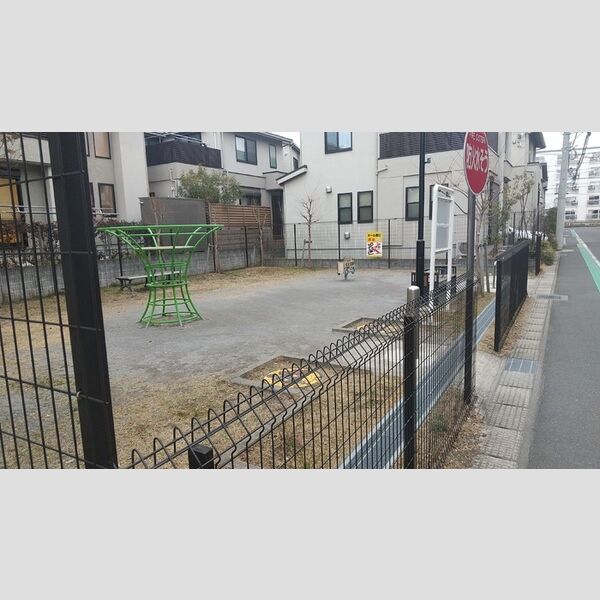 現地周辺 (海神町3丁目みどり公園)