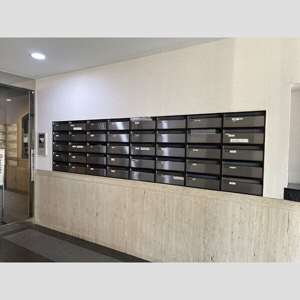 現地周辺 (ポスト)