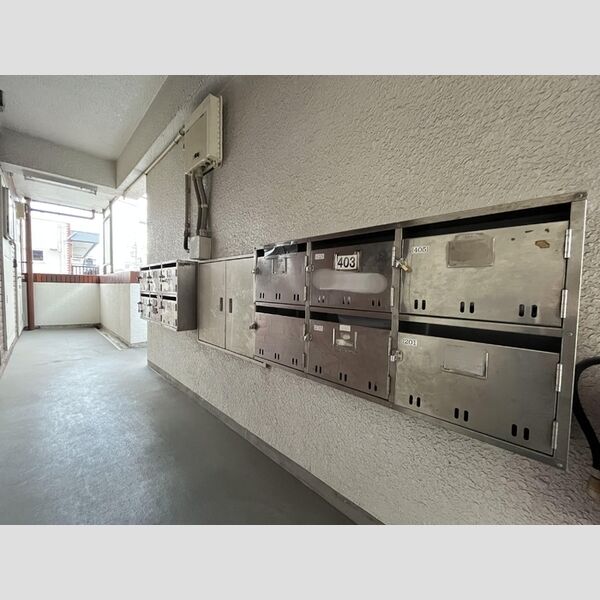 現地周辺 (集合ポスト)