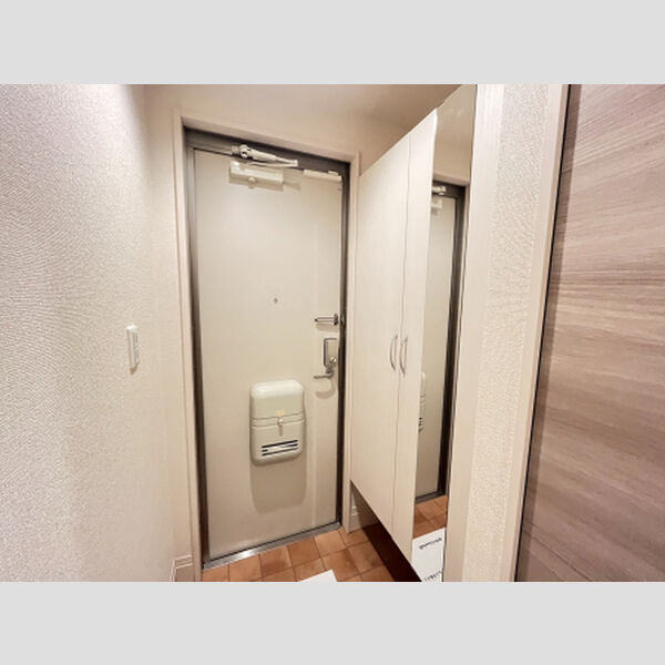 玄関 (玄関)