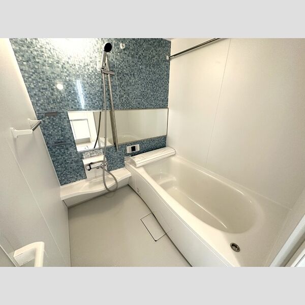 バス (浴室)