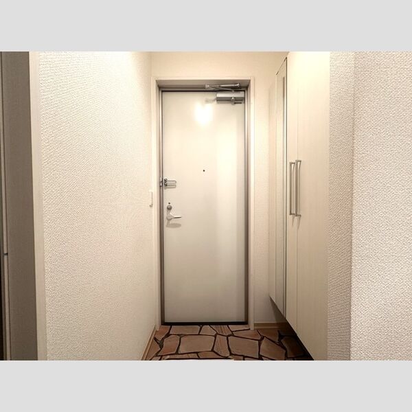 玄関 (玄関)
