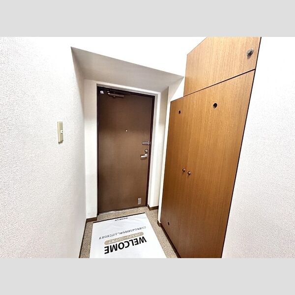 玄関 (玄関)