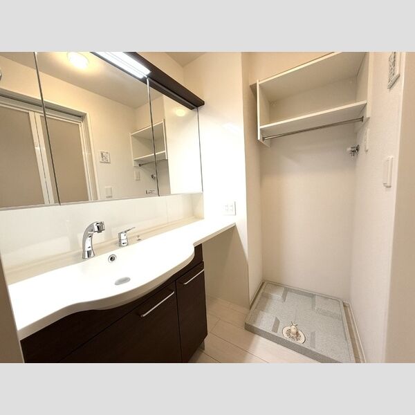 洗面所 (洗面所)