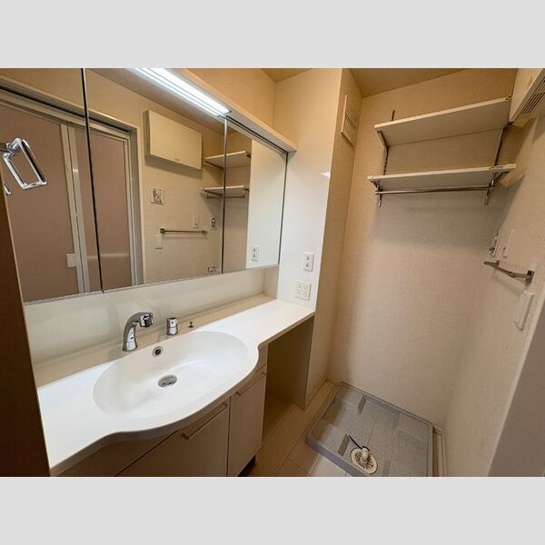 洗面所 (洗面所)