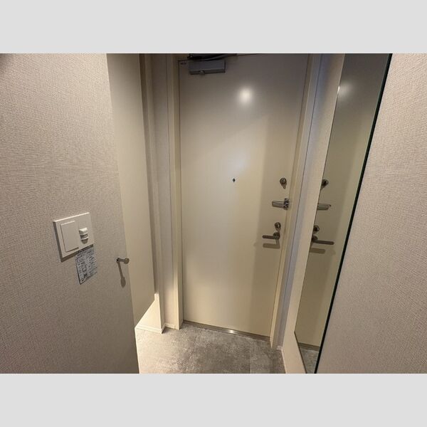 玄関 (玄関)