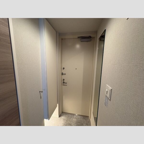 玄関 (玄関)