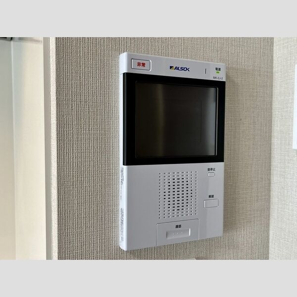 その他設備 (ALSOKのホームセキュリティ付きモニター付インターホン)
