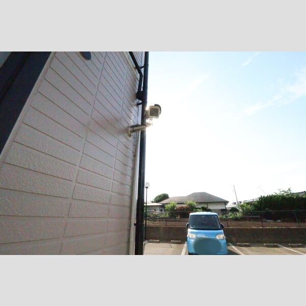 建物外観 (防犯カメラ)