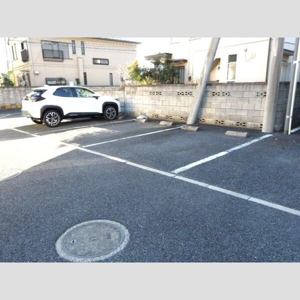 駐車場 (駐車場)
